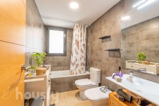 Etagenwohnung in Cl aiguamolls, 12 .