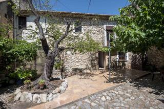 House in Carrer major .