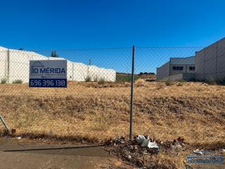 Solar industrial en Calamonte. ?? suelo industrial en venta en  calamonte – 525 m²