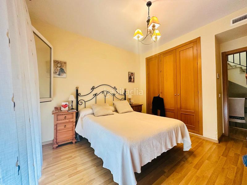 Foto ef80bde0-e784-4a1b-93ac-b3b2b8cb6102. Casa adossada amb calefacció aparcament a Oeste Mérida