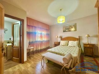 Chalet en Este. ?? venta de adosado en zona salesianos  mrida