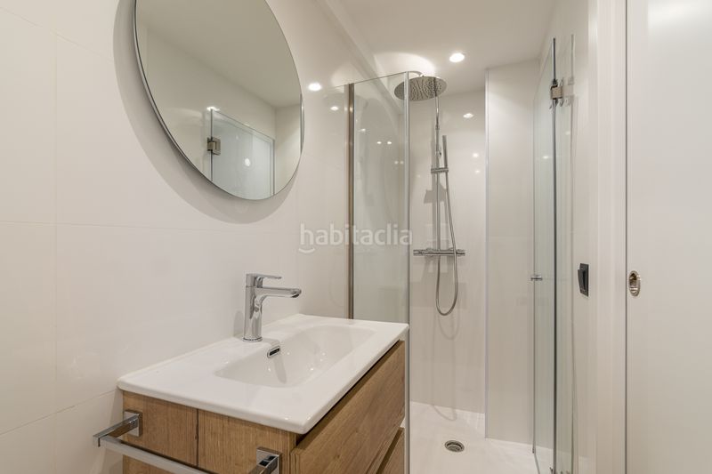 Foto e653763d-267d-4b9f-b53f-09ee4dff3bbc. Location studio avec chauffage dans La Nova Esquerra de l´Eixample Barcelona