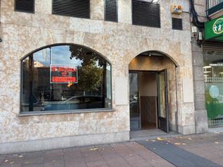 Rent Business premise in Paseo de la estación 22. Local en pleno paseo de la estación con terraza y licencia c