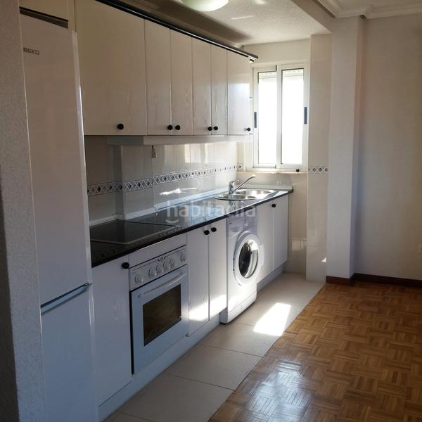 Foto 29445bc3-4fc3-449d-a185-71100b2c636e. Appartement dans calle obispo alcolea 74 dans Pizarrales Salamanca