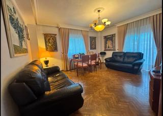 Appartement  Calle de jesús arambarri 45. Piso con plaza de garaje cerrada