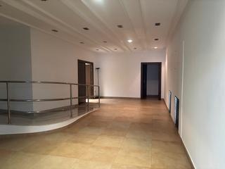 Local Comercial  Calle bermejeros. Venta local grande en centro