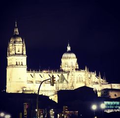 Piso en Paseo del rector esperabé 32. Fabuloso piso con local y placa de vado