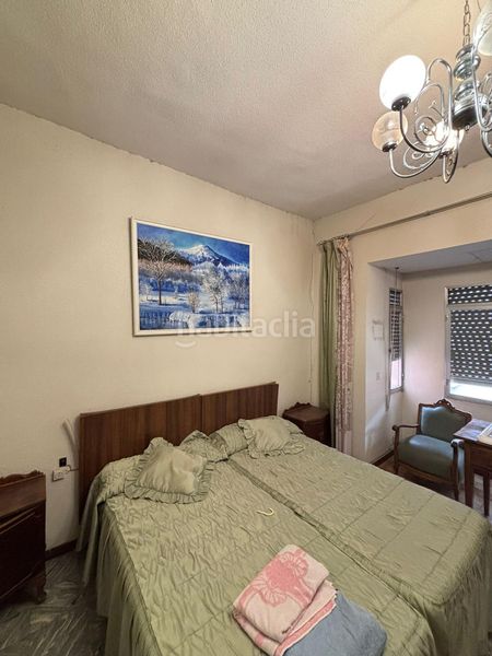 Foto c7ddb7a8-c850-4f52-bb18-bbf0ed2ff3c8. Casa a Valdepeñas