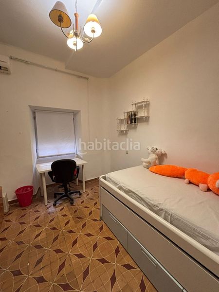 Foto cdc6edfa-4cbe-4629-92bb-8e018bed16cf. Casa a Valdepeñas