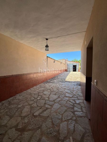 Foto 309a7023-b386-43aa-a0f7-da602e201705. Xalet amb aparcament a Viso del Marqués