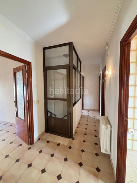 Foto 0c33a9f5-1fc3-45a8-ac06-4c59dbaf4098. Casa amb aparcament a Valdepeñas