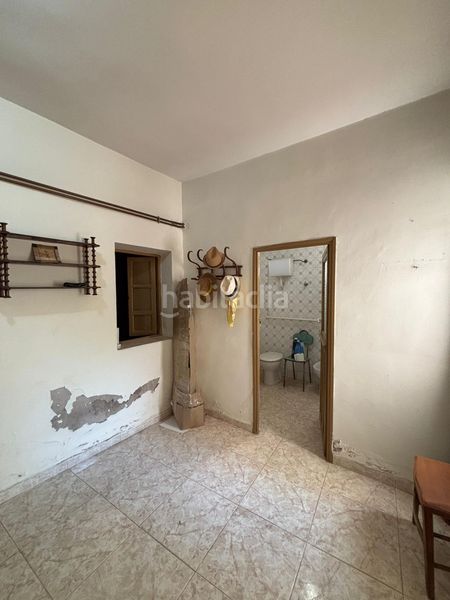 Foto cb925d59-9908-4a7a-8345-09d76110af14. Casa amb aparcament a Valdepeñas