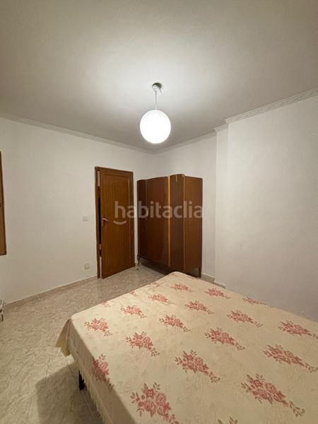 Foto cb9bb6dc-473e-41ac-b553-534c1a516631. Casa amb aparcament a Valdepeñas