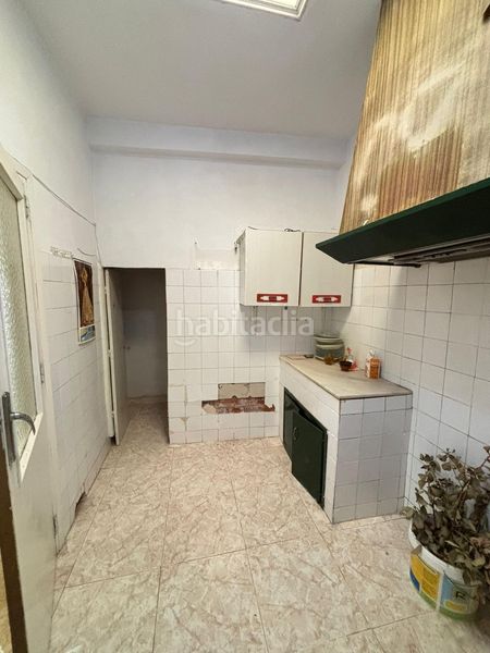 Foto e9bb9e24-023b-4006-8184-bed1eb1c807c. Casa amb aparcament a Valdepeñas