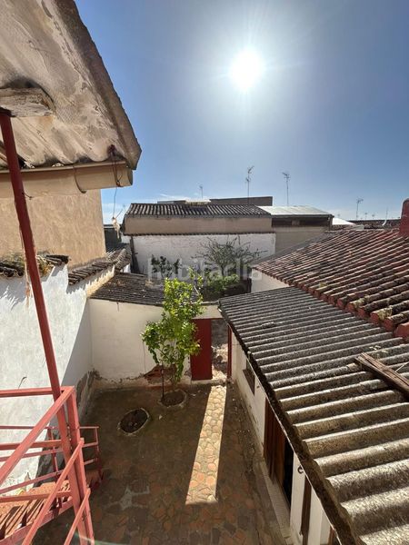 Foto f7664628-5f68-4925-9bea-376a5cbbc35f. Casa amb aparcament a Valdepeñas