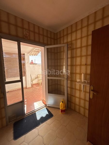 Foto ff6d57b9-6e9a-4a6e-be3b-15e4ee96ed4b. Casa amb aparcament a Valdepeñas