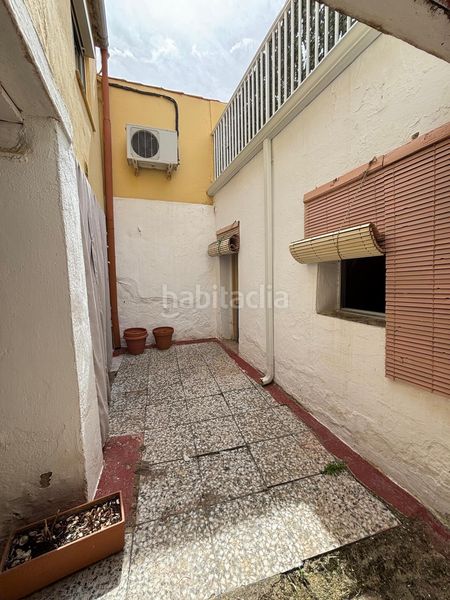 Foto 1d37878b-ad2c-48c7-8537-e55be6fd1fc1. Casa amb aparcament a Valdepeñas
