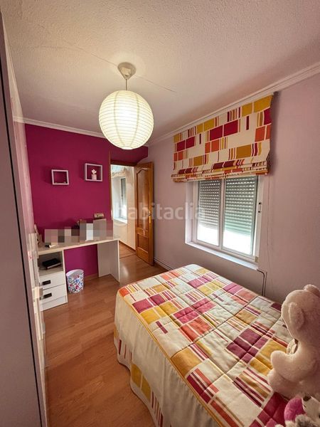 Foto be3ac6bd-13d2-4da0-8e5f-d22e5ffb5b0d. Casa amb aparcament a Valdepeñas