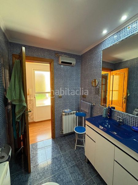 Foto ff8ed586-0a0a-46b3-86f3-2fa14fef1097. Casa amb aparcament a Valdepeñas