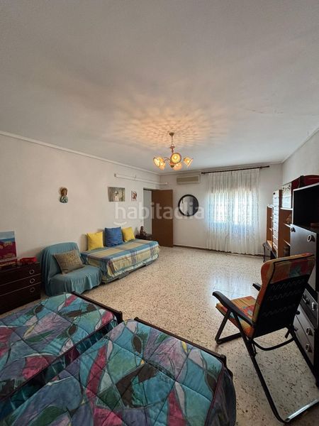 Foto a238f4b8-cb24-41fa-b022-41c010879341. Casa a Valdepeñas