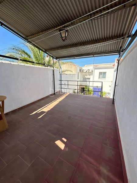 Foto b107ae53-2cea-46f7-bed7-f8bd68dcd23d. Casa a Valdepeñas