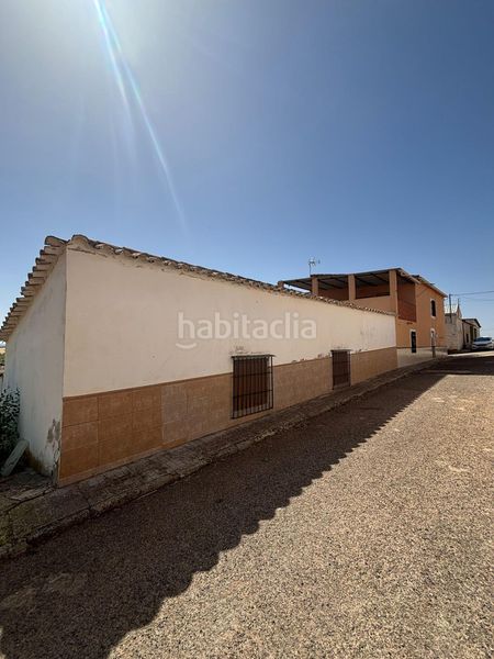 Foto 8ee6ed51-abd1-4245-af46-7f82eb4d0ec4. Casa a Alcubillas