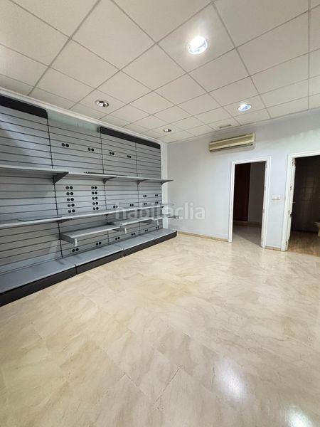 Foto 50280d9c-a656-4e66-925d-384a3d393e5c. Local comercial a Valdepeñas