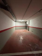 Lloguer Aparcament cotxe a Valdepeñas. Se alquila amplia plaza de garaje, fácil de aparcar