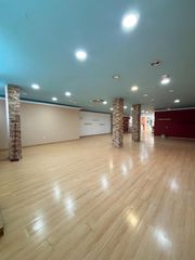 Local Comercial a Valdepeñas