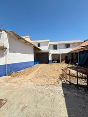 Industrial plot in Valdepeñas. Excelente oportunidad de inversión propiedad de gran tamaño con