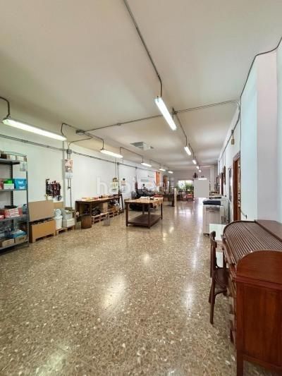 Foto 3ba130b2-4158-4a1a-8ca3-c1e5f19d4bfa. Lloguer local comercial a Valdepeñas