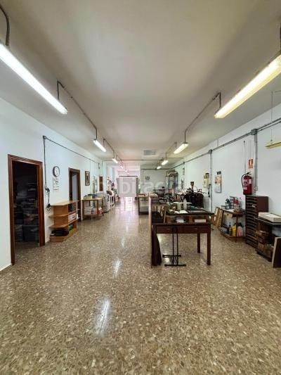 Foto bf38713c-eff3-41c8-b017-e914cbb57e90. Lloguer local comercial a Valdepeñas