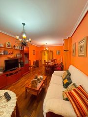 Etagenwohnung en Valdepe�as. Piso de 3 dormitorios con trastero y acceso adaptado