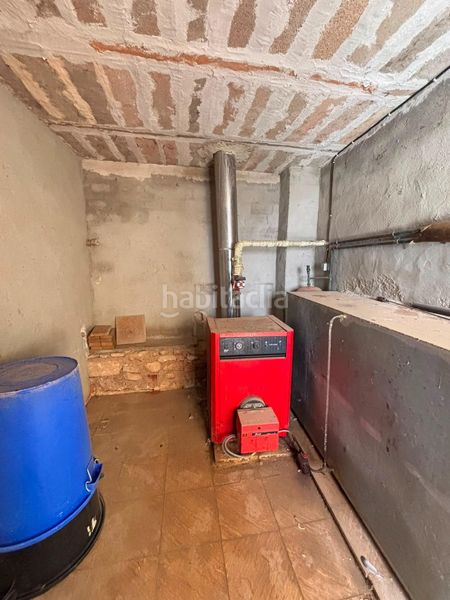 Foto 04833032-9e46-40a0-90e9-ef5e02c50cf5. Casa amb aparcament a Montiel