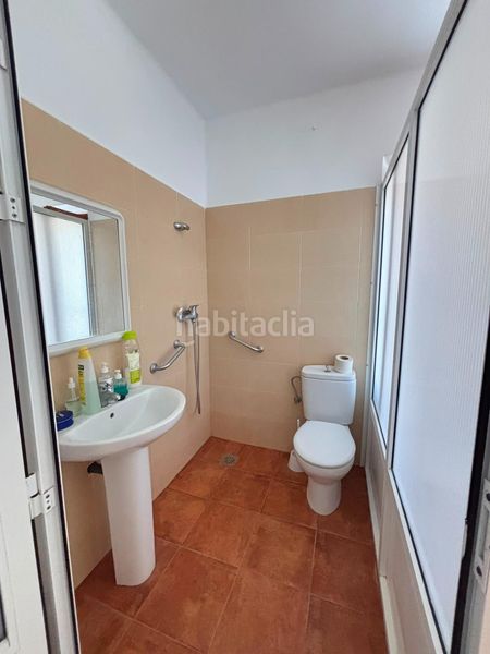 Foto 2ca750f5-934c-4b3c-baff-3970e31f4bf7. Casa amb aparcament a Montiel
