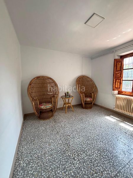 Foto 44964ed3-f446-4580-ae9a-de03742a5535. Casa amb aparcament a Montiel