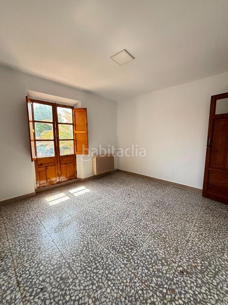 Foto 54555b8f-f032-4ea4-aeb5-51541e6ecbee. Casa amb aparcament a Montiel
