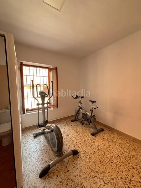 Foto 86580ba3-2f9c-4f1c-a189-0025a2877a72. Casa amb aparcament a Montiel