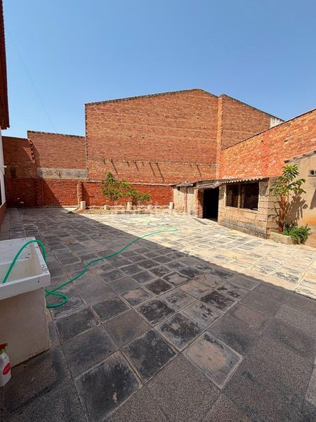 Foto 98b6e8e2-2d17-4c01-a1b5-2919f8ff1f47. Casa amb aparcament a Montiel