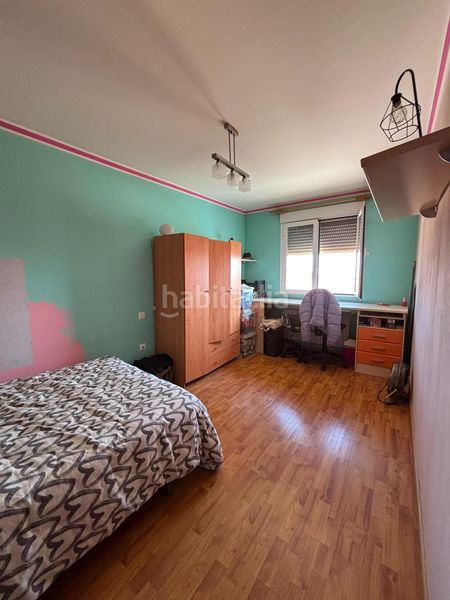 Foto b5656652-fb94-45d9-bebc-fb0ab7f8dfbf. Casa amb aparcament a Valdepeñas