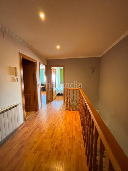 Foto e16d00c2-38fb-424f-a53b-6dbfcceff7df. Casa amb aparcament a Valdepeñas
