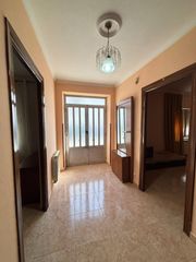 Miete Etagenwohnung in Valdepeñas. Gran oportunidad de alquiler! acogedora planta baja de 108 m2