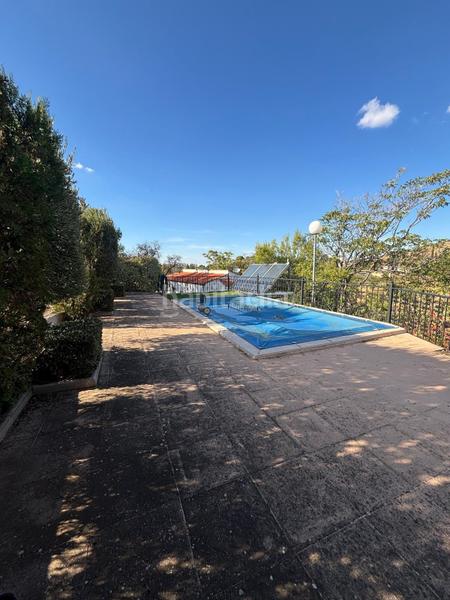 Foto 1ff31fca-46e4-46ae-9e4a-57587eb912ce. Maison avec parking piscine dans Valdepeñas