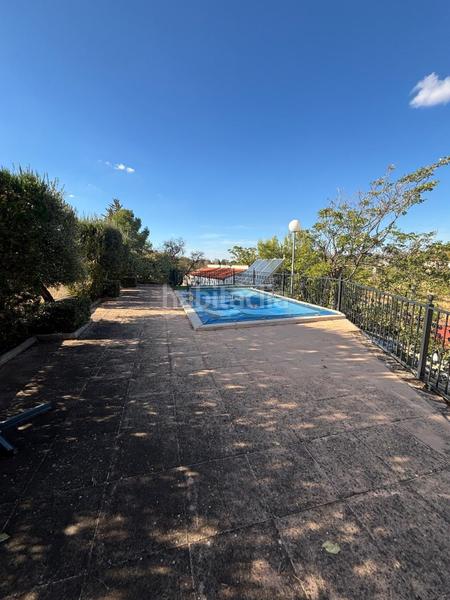 Foto 7680ae3e-6484-4f28-9c4d-9519afa0418c. Maison avec parking piscine dans Valdepeñas