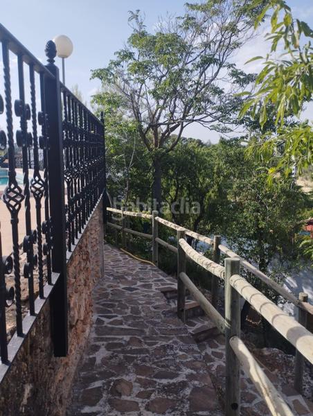 Foto f8bd0fba-eb0d-434f-b8ef-b6a88f2e7870. Maison avec parking piscine dans Valdepeñas