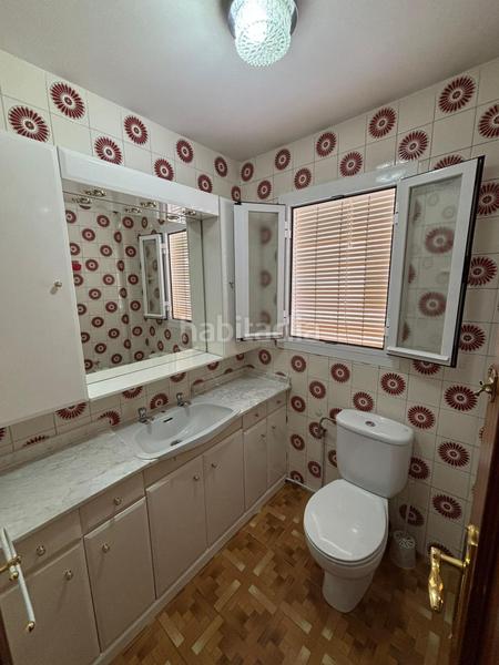 Foto 6019cea2-7001-40da-a534-712b8b64caaf. Piso se vende amplio piso en todo el centro en Valdepeñas