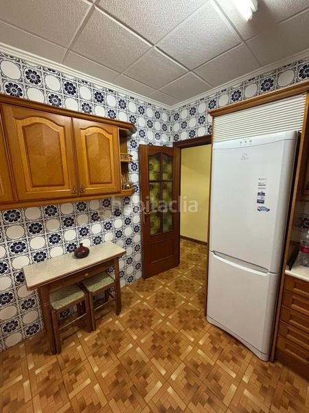 Foto 6e46a683-e8b0-4c36-a354-93089a9a2c91. Piso se vende amplio piso en todo el centro en Valdepeñas