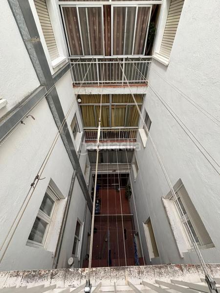 Foto 896432ff-7715-4cb9-95a7-f678c4c37309. Piso se vende amplio piso en todo el centro en Valdepeñas