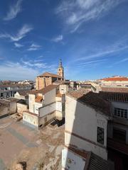 Pis a Valdepeñas. Se vende amplio piso en todo el centro de valdepeñas