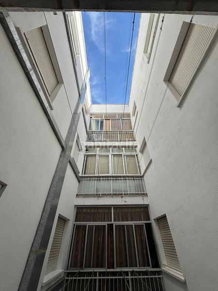 Foto c759a52f-dd86-4965-b463-3011d6b2557d. Piso se vende amplio piso en todo el centro en Valdepeñas